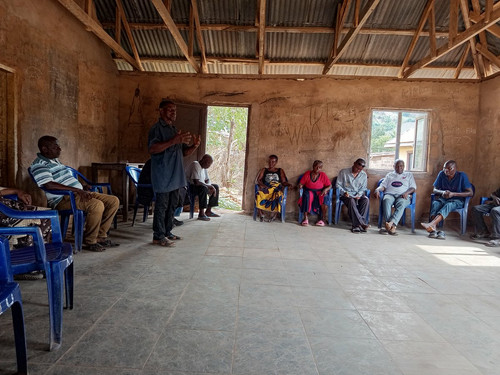 Gn5B3AqaoAABs Q?format=jpg.jpg