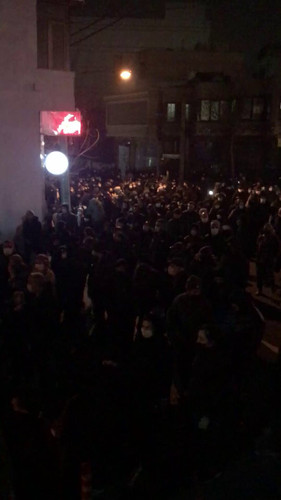 iqPakoS7jCb 54xw.jpg