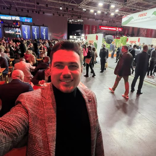 612933864 122147237900725504 8501054677030203713 n.jpg?stp=cp6 dst jpg p526x296 tt6& nc cat=105&cb2=.jpg