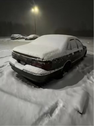 y3R iXbReRQvVxQF.jpg