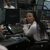 Industry.S01E01.Induction.2160p.HMAX.WEB DL.CZ EN.DD+5.1.DoVi.HDR.H.265 playWEB.mkv 20260110 121151.