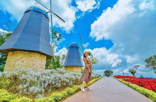 Spot Foto Taman Belanda di The Blooms Garden The Blooms Bali.jpg