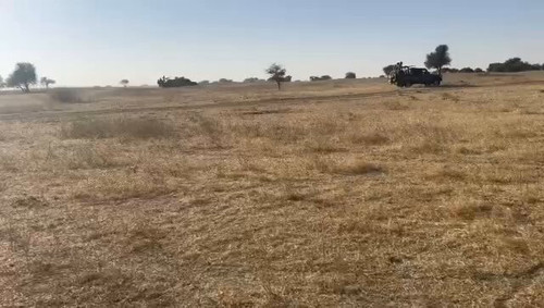 aiXJp Uqr AJf9J1.jpg