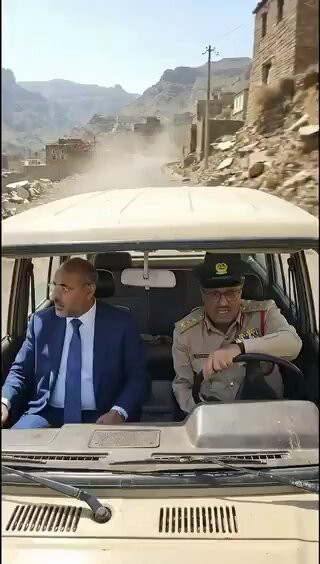 1Ahe9t3K8aNPyIwj.jpg
