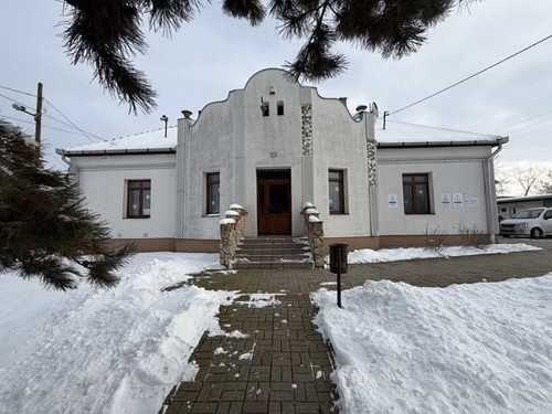 613466883 1276320310982952 211558878455906072 n.jpg?stp=cp6 dst jpg s590x590 tt6& nc cat=107& nc cb=.jpg