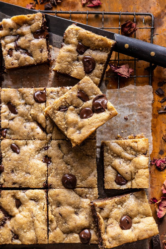 G Mudr5a8AAN tn?format=jpg.jpg