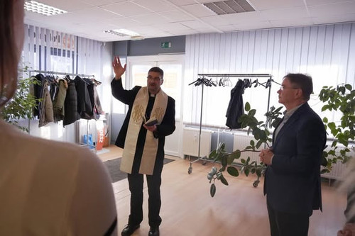 612831428 923298420037211 471250008898782403 n.jpg?stp=dst jpg s590x590 tt6& nc cat=104&ccb=1 7& nc .jpg