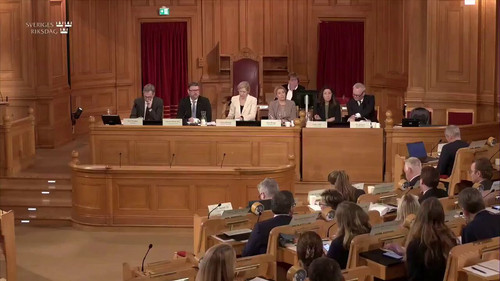 8JlIRW9qBvy esBF.jpg