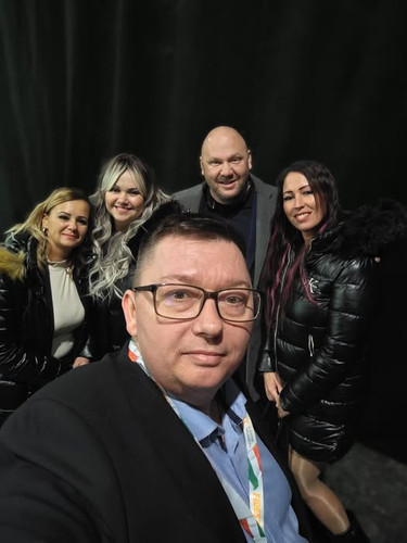 614103334 877335941825491 8374698671675144750 n.jpg?stp=dst jpg p526x296 tt6& nc cat=108&cb2=99be929.jpg