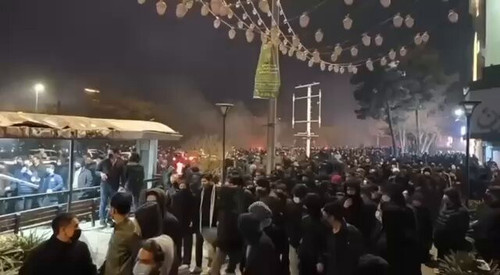 M9AhbJG VP2YeK m.jpg