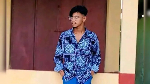 G S BhCagAAw7Xr?format=jpg.jpg