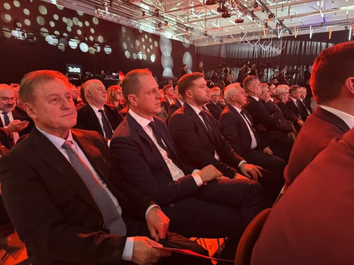 612947740 1205273004924651 3539492120290199308 n.jpg?stp=dst jpg s590x590 tt6& nc cat=102&ccb=1 7& n.jpg