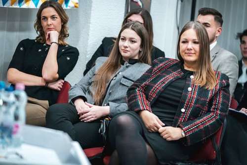 613163298 1288541313308611 538691686209997589 n.jpg?stp=dst jpg s590x590 tt6& nc cat=104&ccb=1 7& nc.jpg