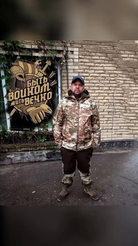 BEmW B4Lr8WxBD37.jpg