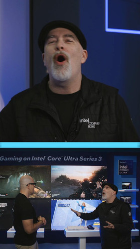 X hot8PT7lC07I9w.jpg