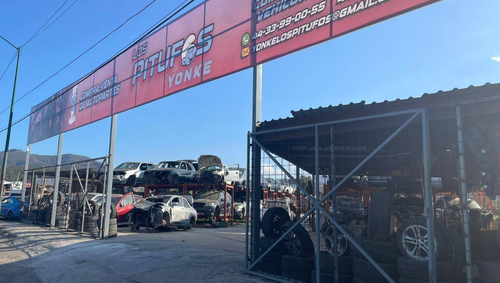 Yonke Los Pitufos.png