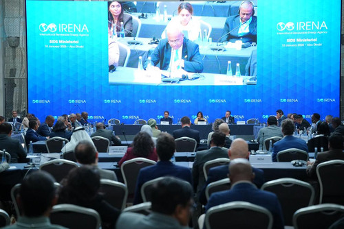 G TOkUrasAEQGcT?format=jpg.jpg