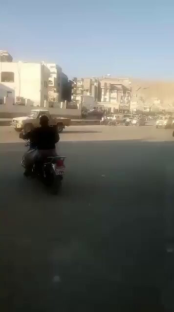 BiABE8 9cVC3WURL.jpg