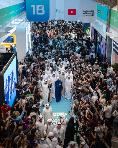 G PHbzBaEAAkRB3?format=jpg.jpg