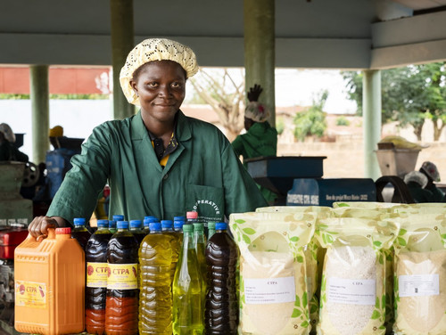 G SFU1SXAAAR2Y2?format=jpg.jpg