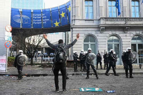 600449475 1352148820288470 3772397182738922111 n.jpg?stp=dst jpg s590x590 tt6& nc cat=102&ccb=1 7& n.jpg