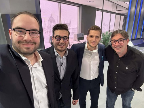 602997889 864368736173495 4660675876928396777 n.jpg?stp=cp6 dst jpg s720x720 tt6& nc cat=107&ccb=1 7.jpg