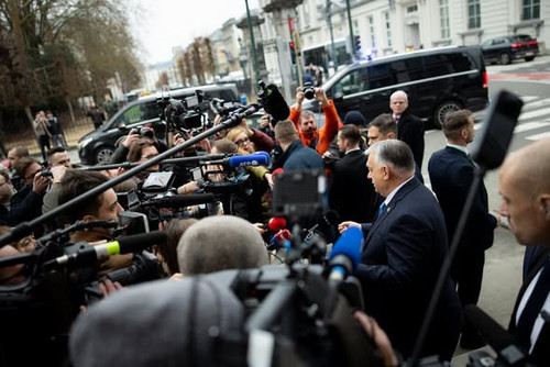 600510184 1297722748828747 6638164658366698193 n.jpg?stp=dst jpg s590x590 tt6& nc cat=106&ccb=1 7& n.jpg