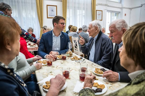 601536151 1406810151020041 802434013212180022 n.jpg?stp=dst jpg s590x590 tt6& nc cat=103&ccb=1 7& nc.jpg