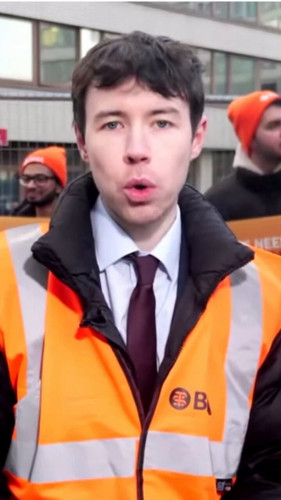 T xxOdMMIlIsEnwK.jpg