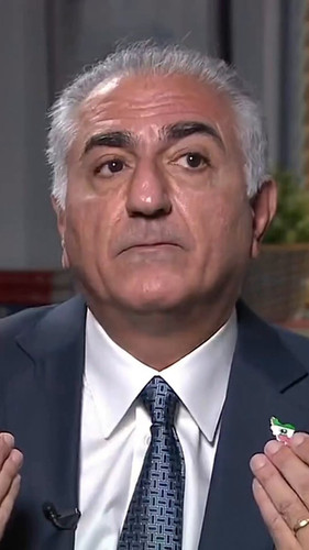 IeEaCx0EGW2Blimm.jpg