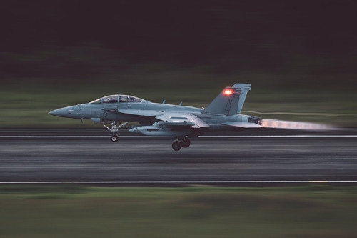 G8fP8TzWgAASPIx.jpg