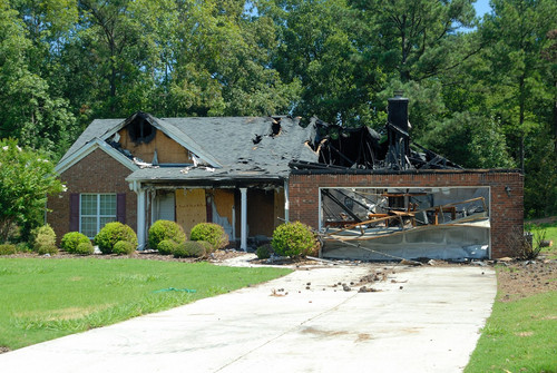 Maximize Your Insurance Claim: Documenting Ice Dam Roof Damage After Ohio's Winter Storms.jpg