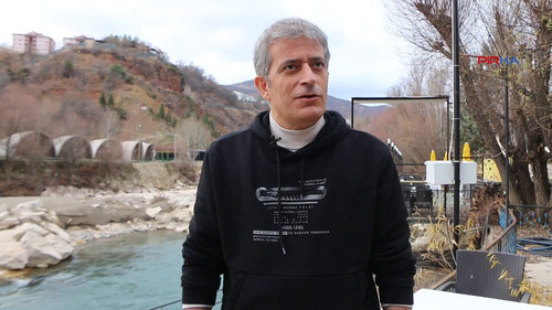 Dq2C60LxbM ojt1R.jpg