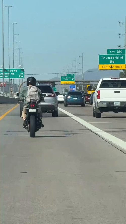 Yg9gciLv3793 41j.jpg