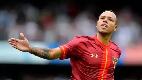 Luis Fabiano se torna acionista em SAF de clube paulista e reacende paixão pelo futebol brasileiro