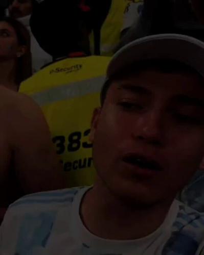 gvB yCE9Wn rFLMR.jpg