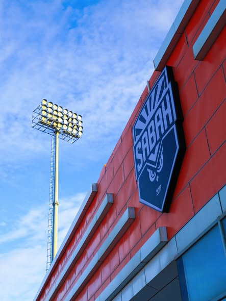 602762178 18339442399224294 6178332890776422298 n.jpg?stp=dst jpg s590x590 tt6& nc cat=111&ccb=1 7& .jpg