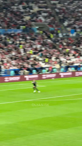 W c5J9Dc8gNOgEnR.jpg