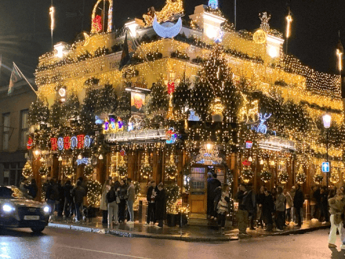 LONDON BY NIGHT AT XMAS 2.gif