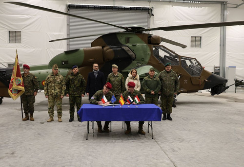 G8cm229XsAACsUh.jpg