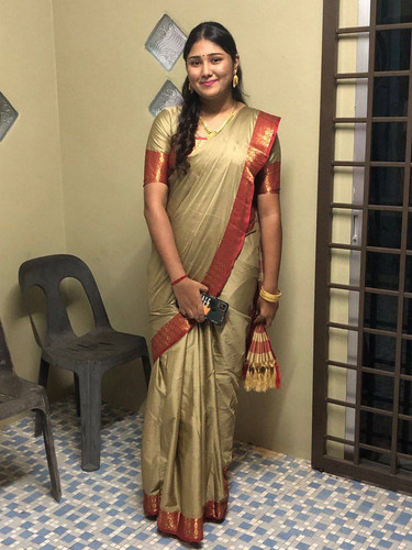 photo 6149687556741122275 y.jpg