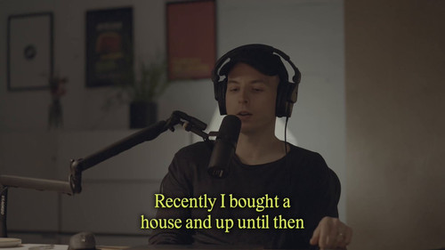 W2wM RfTwaIA Uiq.jpg