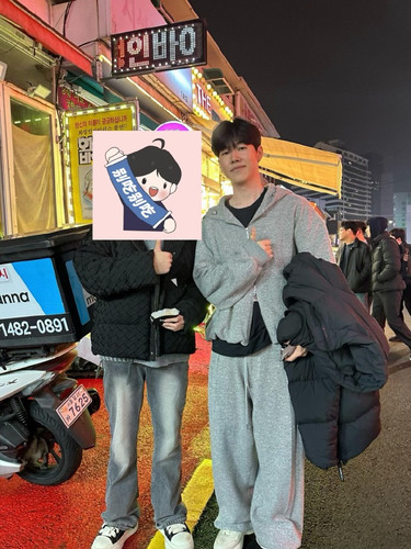 6943e9ccgy1i8dlckx3rrj21401hch0r.jpg