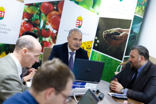 598960006 1406061277557601 8658704525218640768 n.jpg?stp=dst jpg s590x590 tt6& nc cat=102&ccb=1 7& n.jpg