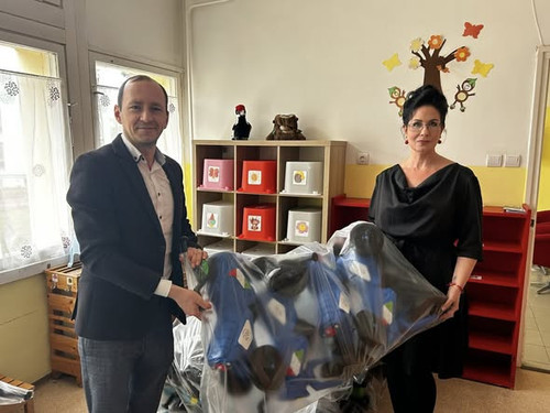 598802332 1483221190277759 7693258919796067287 n.jpg?stp=cp6 dst jpg s590x590 tt6& nc cat=103&ccb=1 .jpg