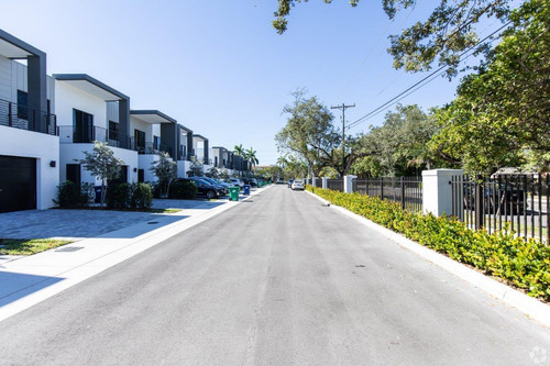 Somi Townhomes (14).jpg