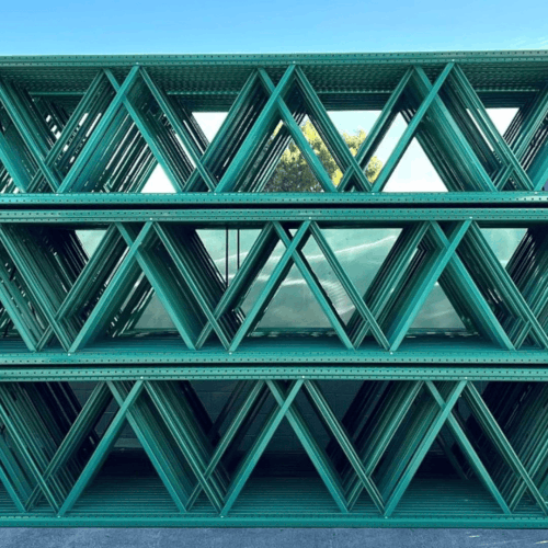 Boltless Racking System for Commercial and Industrial Use.gif