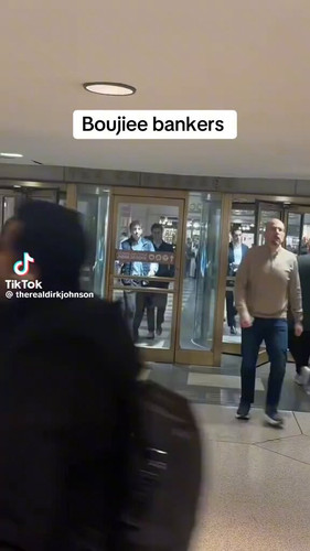 17pOJuPcvjMcblwo.jpg