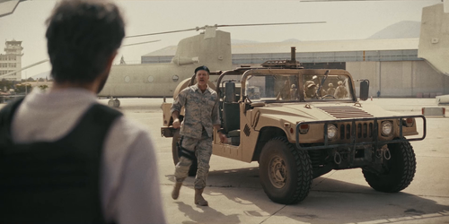 Kabul.S01E03.The.Threat.1080p.AMZN.WEB DL.DD+2.0.H.264 playWEB 011.png