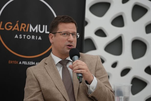 601489784 1432897105513879 5235502944737113187 n.jpg?stp=dst jpg s590x590 tt6& nc cat=103&ccb=1 7& n.jpg